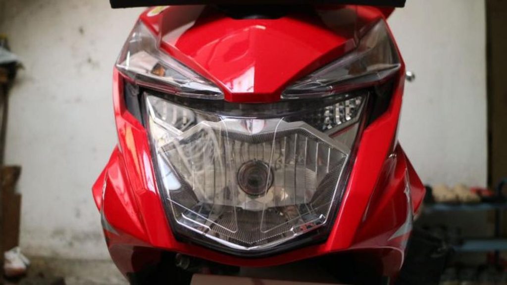 Jangan Salahkan Aki! Ini Penyebab Lampu Motor Mati atau Redup