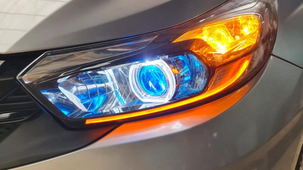 Panduan Aman Modif Lampu Mobil: Stylish & Fungsional